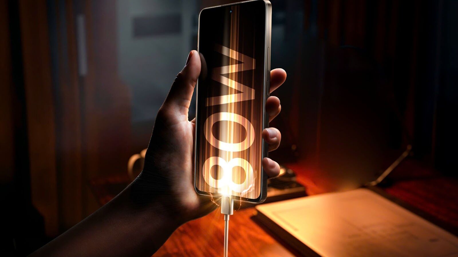 Realme 13+ 5G lên kệ đầu tháng 11, giá từ 9,5 triệu đồng