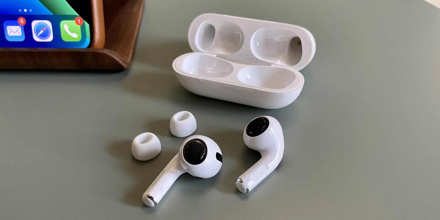 Một số điều cần lưu ý khi lau rửa iPhone và AirPod Pro