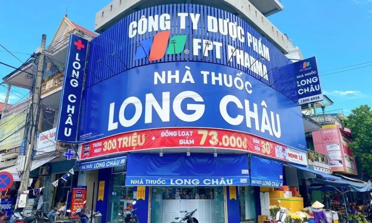 Mua thuốc trực tuyến từ FPT Long Châu qua ứng dụng VNeID