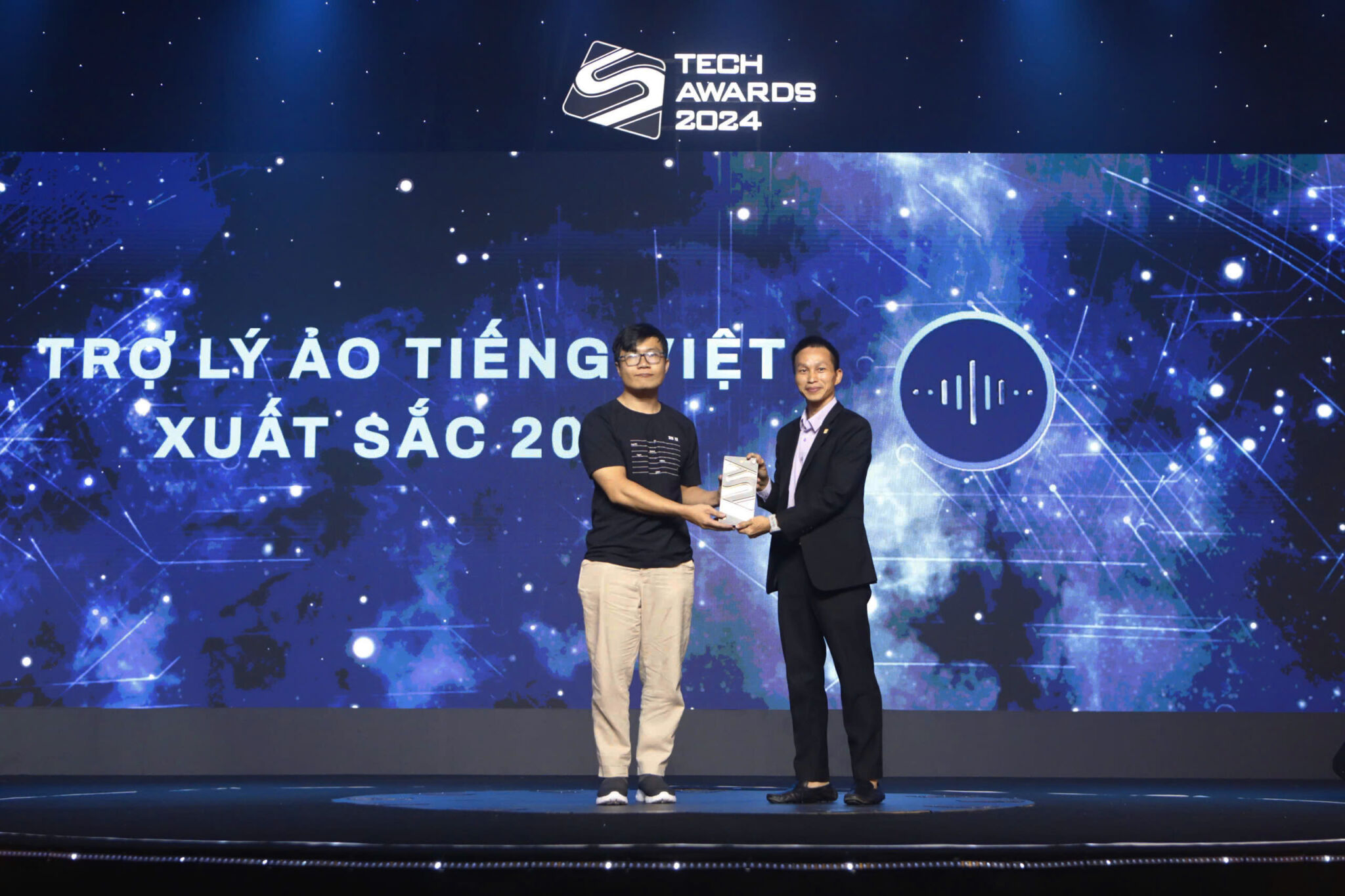 Kiki Auto nhận giải thưởng “trợ lý ảo tiếng việt xuất sắc” tại Tech Awards 2024