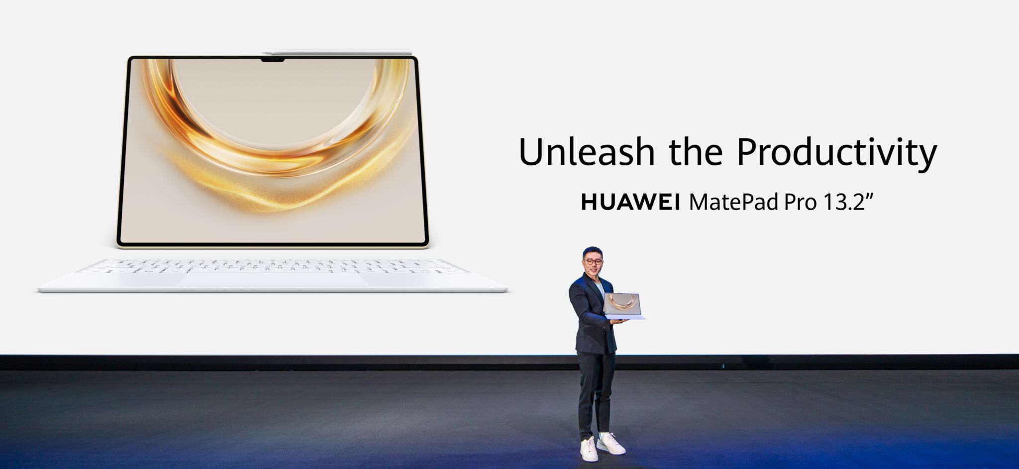 Huawei ra mắt điện thoại gập ba, máy tính bảng và tai nghe thiết kế mở